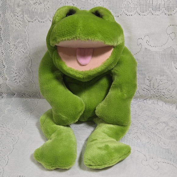 Applause Other - Applause LouRankin Plush Green Frog Stuffed Animal Toy